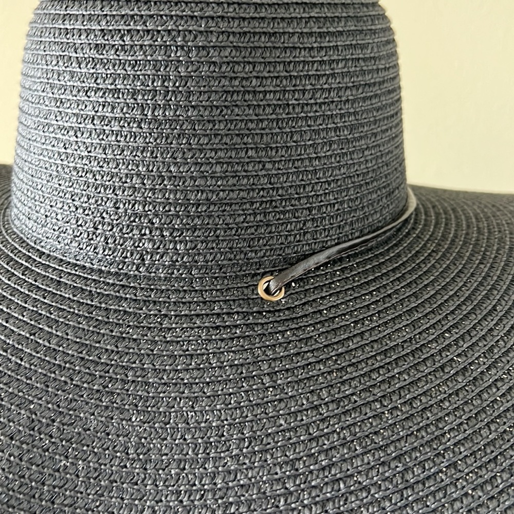 NEW Sun hat - Picture 3 of 3